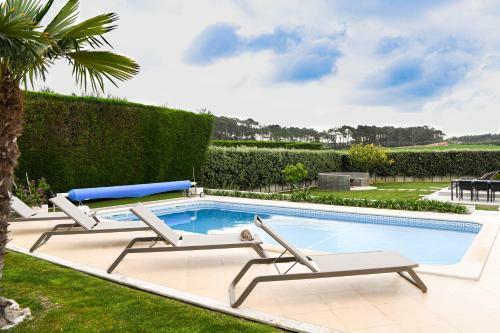 Villa Vila Pendik & Vila Pequeno