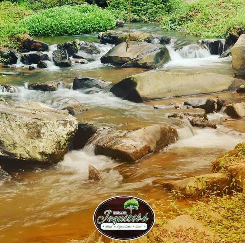 Hotel Fazenda Jequitib�