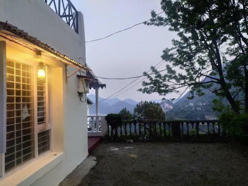 Whistling Thrush Cottage, Bhimtal (2bhk)