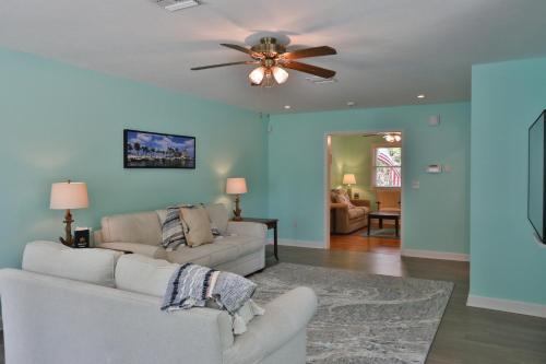 Bradenton Anchor House
