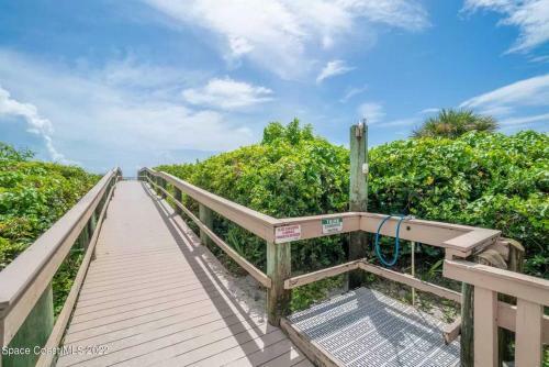 Apartamento Diplomat Condo With Private Beach