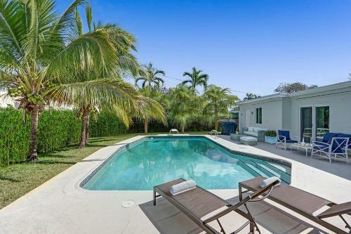 Huge Villa With Pool Trampoline