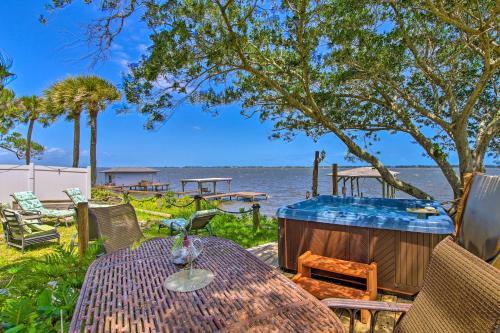 Step-free Waterfront Villa Gas Grill And Patio