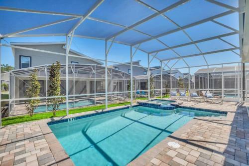 Brand New Champion Gates Pool Home Sleep 22 Guest
