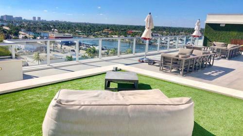 5 Beachfront Resort -rooftop Pool 2 Br 2 Br Bay View