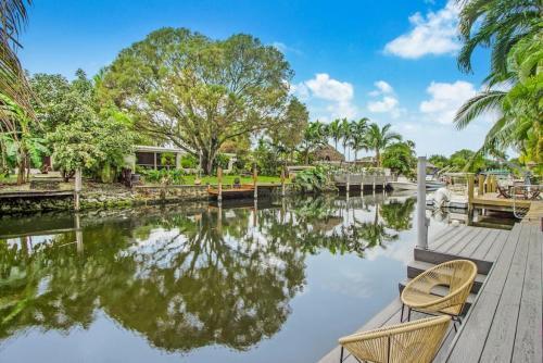Villa Casa Cabana Pool Waterfront Beach 12 Min