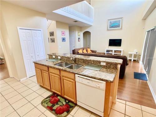 Spacious 5br, 3,5ba Villa South Facing Pool 4781 Villa