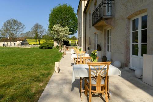 Hostal Ch�teau De Pymont