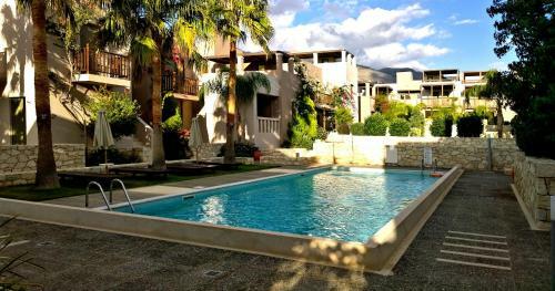 Sandy Sea Apartment