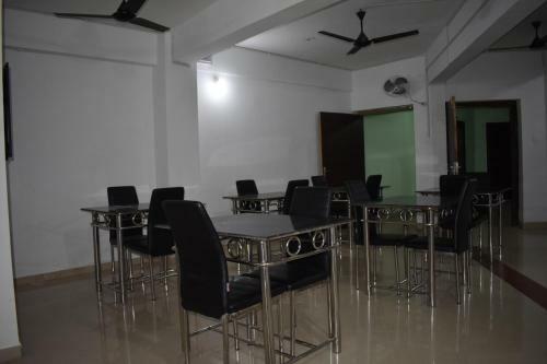 Hotel Puri Greens