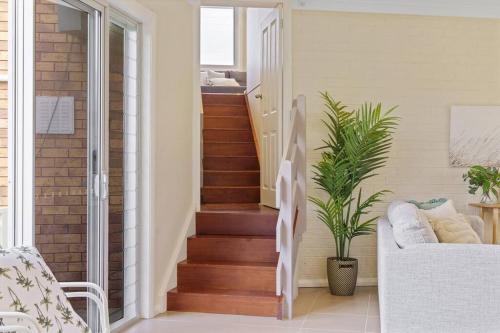 Blissful Bayside Escape / Fingal Bay