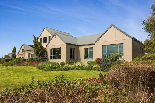 Waterfront Home Tamar Valley Tasmania