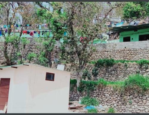 Kyarki Home Stay