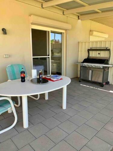 Sunset Ocean Views Esplanade, 5 Br, Sleeps 10