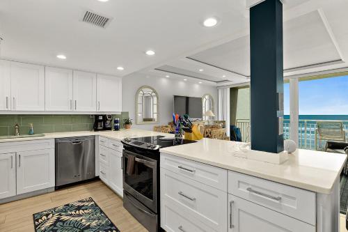 Pelican Condos