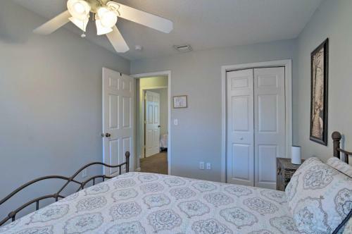 Serene, Pet-friendly Townhome 17 Mi To Beach!