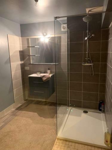 Apartamento Appartement Dans Maison Avec Jardin.