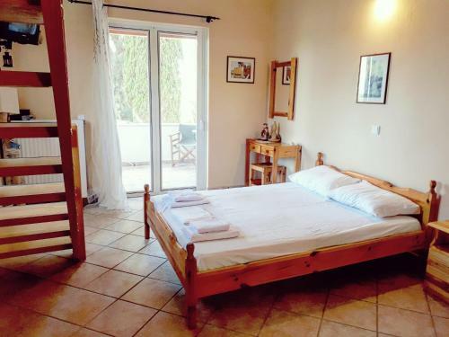 Apartment In Villa Denastasia