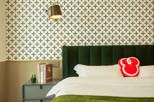 Locals Apartment Inn 27