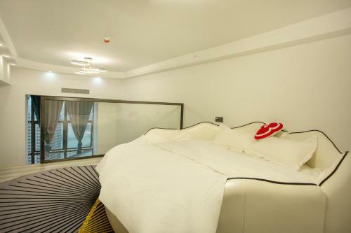 Locals Apartment Inn 45