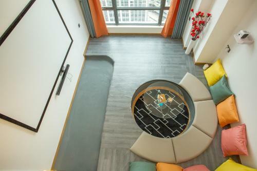 Locals Apartment House 46