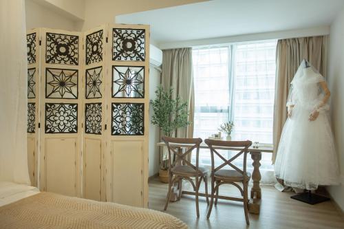 Locals Apartment House 26