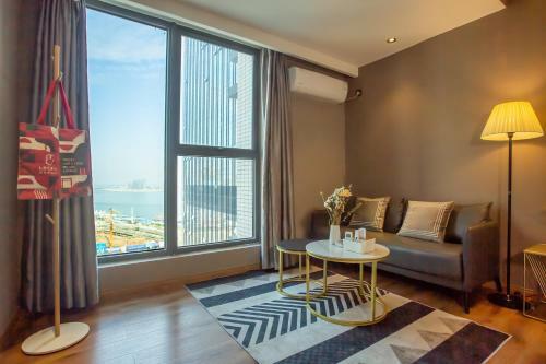 Locals Apartment Place 25