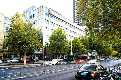 Locals Apartment House 20