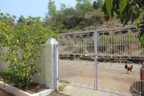 Royal Palms Private Villa- 3bhk - 6 Mins Drive To The Beach