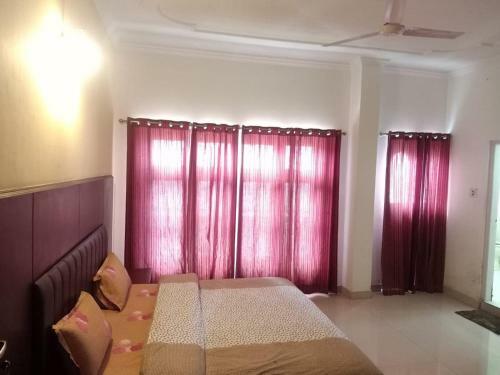 Hotel Vasundhara Palace