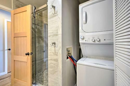 Apartamento Airy Oceanfront Kailua-kona Gem With Pool And A And C