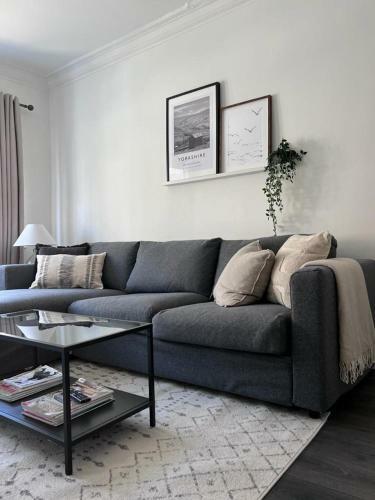Lovely Character Style Apartment In Town Centre
