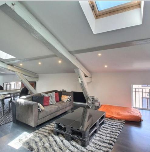 Apartamento Loft, Centre Ville, Atypique de 100m2