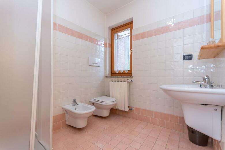 Apartamento Casa Brostolade
