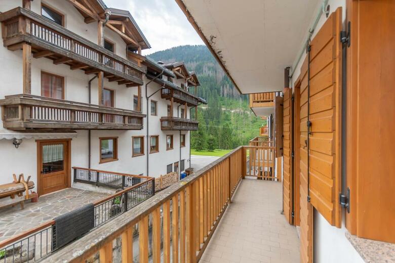 Apartamento Casa Brostolade