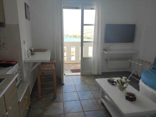 Insola Resort