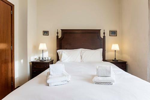 Apartamento Quiet 2br Flat W/ Balcony By Lovelystay