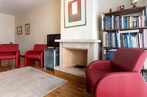 Apartamento Quiet 2br Flat W/ Balcony By Lovelystay