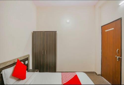 Hostal Hotel Staybird Inn