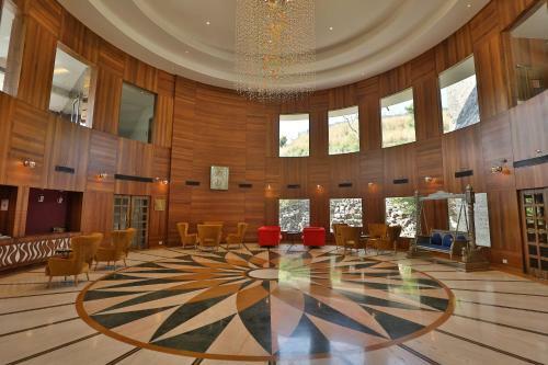 Hotel Seasons Park Resort