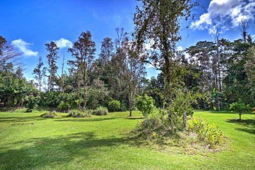 Keaau Apartment On Beautiful Acre With Pool And Deck!