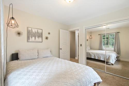 Ash Avenue Abode