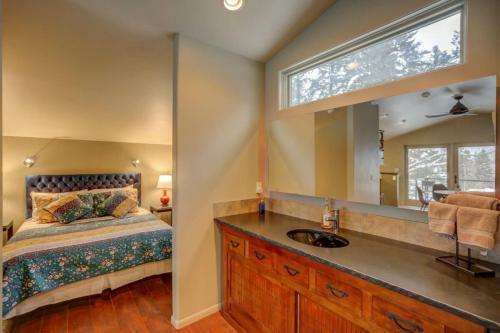 Mackinaw Manor By Casago Mccall - Donerightmanagement