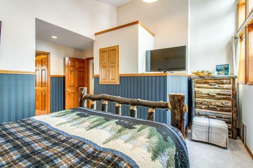River And Mountain View Retreat