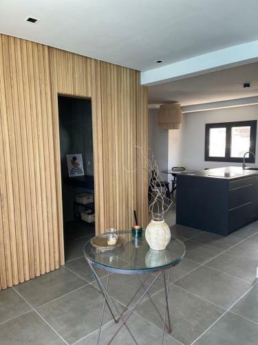 Casa L�a