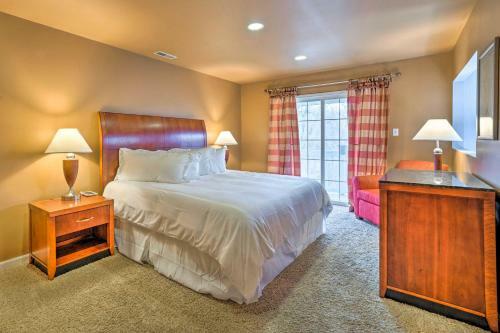 Immaculate Family Townhome - Walk To Beach!