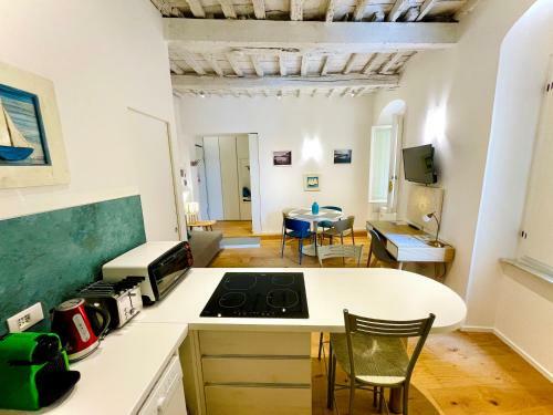 Apartamento L'angolo Dei Poeti (The Poets' Corner)