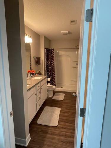 Elegant And Quiet 2 Story 2 Bd 2 And A Half Bathroom House