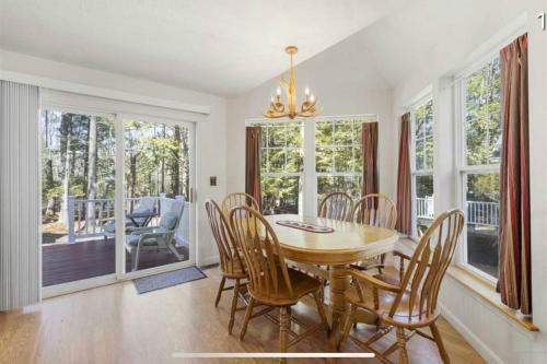 Point Sebago Vacation Home 2 Bed 2 Bath Sleeps 6