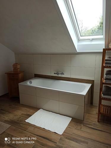 Apartamento Neue Ferienwohnung In Illmensee Ruschweiler